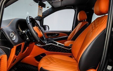 Mercedes-Benz V-Класс, 2024 год, 6 850 000 рублей, 14 фотография