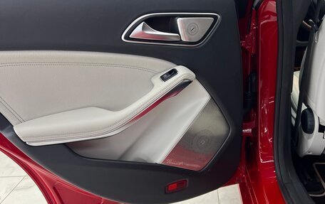 Mercedes-Benz CLA, 2016 год, 2 200 000 рублей, 14 фотография