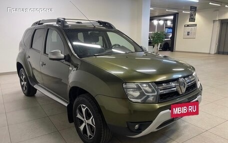 Renault Duster I рестайлинг, 2017 год, 1 040 000 рублей, 2 фотография