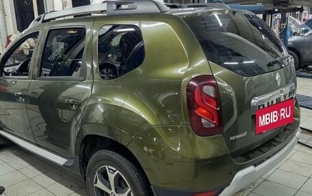 Renault Duster I рестайлинг, 2017 год, 1 040 000 рублей, 5 фотография