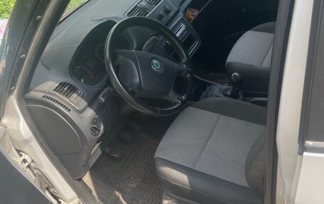 Skoda Fabia II, 2008 год, 300 000 рублей, 7 фотография