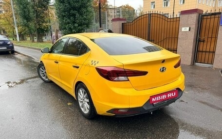 Hyundai Elantra VI рестайлинг, 2019 год, 1 050 000 рублей, 4 фотография