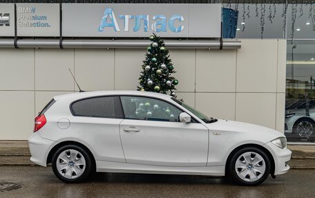 BMW 1 серия, 2010 год, 990 000 рублей, 6 фотография
