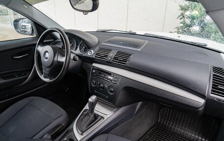 BMW 1 серия, 2010 год, 990 000 рублей, 10 фотография