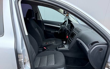 Skoda Octavia, 2011 год, 870 000 рублей, 10 фотография