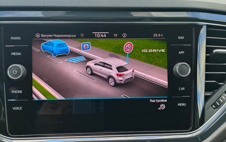 Volkswagen T-Roc I, 2020 год, 2 488 000 рублей, 11 фотография