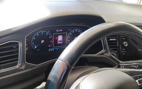 Volkswagen T-Roc I, 2020 год, 2 488 000 рублей, 22 фотография