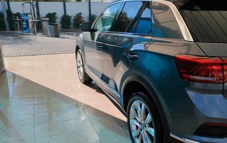 Volkswagen T-Roc I, 2020 год, 2 488 000 рублей, 23 фотография