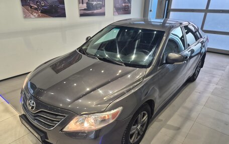 Toyota Camry, 2009 год, 1 570 000 рублей, 2 фотография