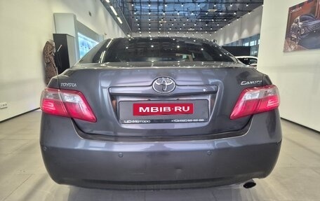 Toyota Camry, 2009 год, 1 570 000 рублей, 10 фотография