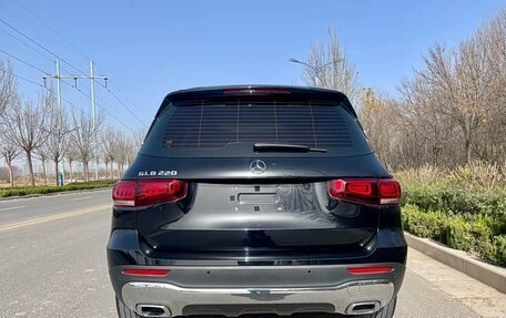 Mercedes-Benz GLB, 2022 год, 2 474 013 рублей, 4 фотография