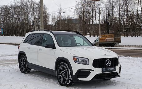 Mercedes-Benz GLB, 2019 год, 3 980 000 рублей, 7 фотография