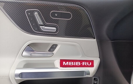 Mercedes-Benz GLB, 2019 год, 3 980 000 рублей, 24 фотография