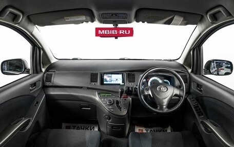 Toyota ISis I, 2010 год, 1 200 000 рублей, 9 фотография