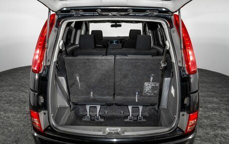 Toyota ISis I, 2010 год, 1 200 000 рублей, 16 фотография