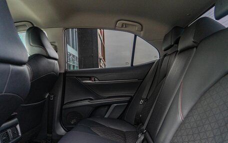 Toyota Camry, 2021 год, 3 390 000 рублей, 12 фотография