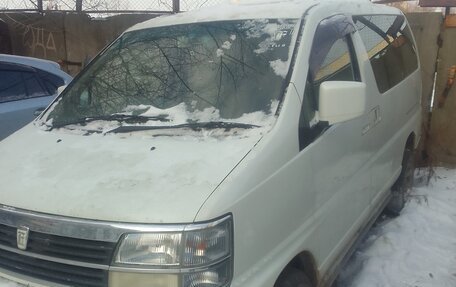 Nissan Elgrand I, 2000 год, 550 000 рублей, 3 фотография