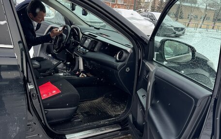 Toyota RAV4, 2017 год, 2 250 000 рублей, 5 фотография