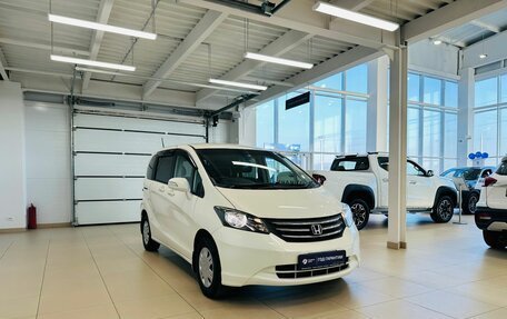 Honda Freed I, 2010 год, 1 099 999 рублей, 8 фотография