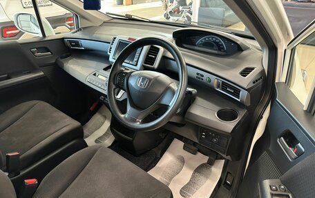 Honda Freed I, 2010 год, 1 099 999 рублей, 10 фотография