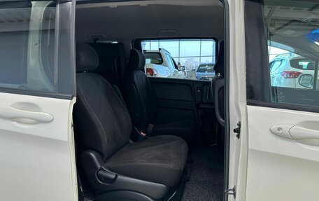 Honda Freed I, 2010 год, 1 099 999 рублей, 18 фотография