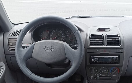 Hyundai Accent II, 2008 год, 535 000 рублей, 17 фотография