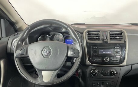 Renault Sandero II рестайлинг, 2016 год, 899 000 рублей, 11 фотография