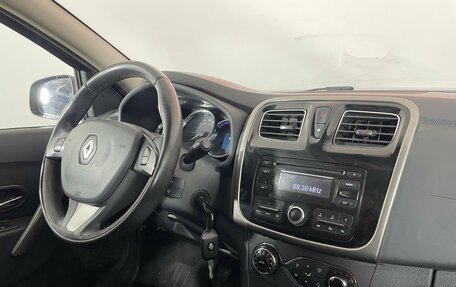 Renault Sandero II рестайлинг, 2016 год, 899 000 рублей, 12 фотография