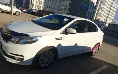 KIA Rio III рестайлинг, 2015 год, 1 000 000 рублей, 3 фотография