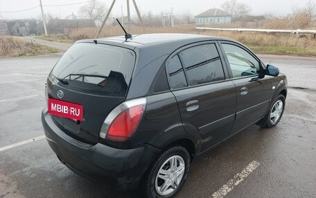KIA Rio II, 2007 год, 385 000 рублей, 6 фотография