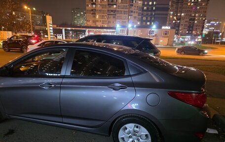 Hyundai Solaris II рестайлинг, 2015 год, 2 200 000 рублей, 11 фотография