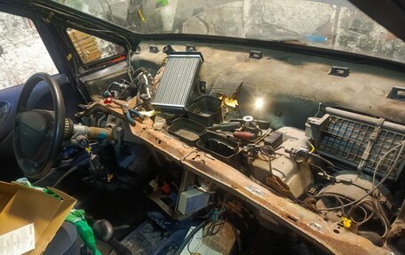 Ford Galaxy II, 2000 год, 350 000 рублей, 23 фотография