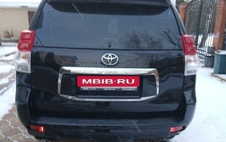 Toyota Land Cruiser Prado 150 рестайлинг 2, 2013 год, 2 476 000 рублей, 2 фотография