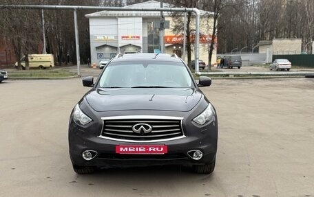 Infiniti FX II, 2011 год, 1 450 000 рублей, 13 фотография