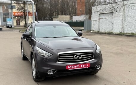 Infiniti FX II, 2011 год, 1 450 000 рублей, 12 фотография