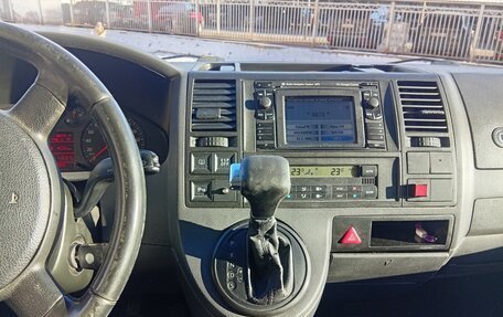 Volkswagen Caravelle T5, 2007 год, 1 150 000 рублей, 8 фотография