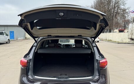 Infiniti FX II, 2011 год, 1 450 000 рублей, 38 фотография