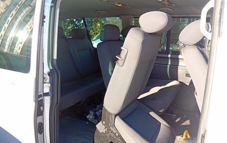 Volkswagen Caravelle T5, 2007 год, 1 150 000 рублей, 11 фотография