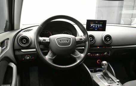 Audi A3, 2015 год, 1 650 000 рублей, 10 фотография