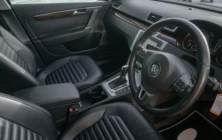 Volkswagen Passat B7, 2012 год, 1 165 000 рублей, 9 фотография