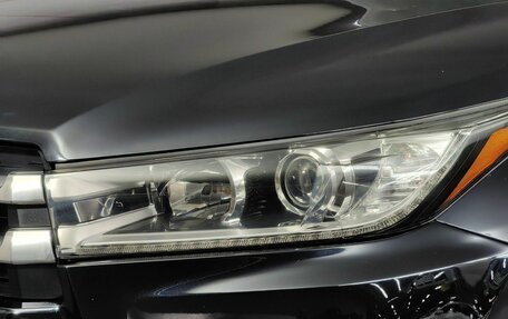 Toyota Highlander III, 2018 год, 2 979 000 рублей, 10 фотография