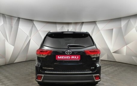 Toyota Highlander III, 2018 год, 2 979 000 рублей, 8 фотография