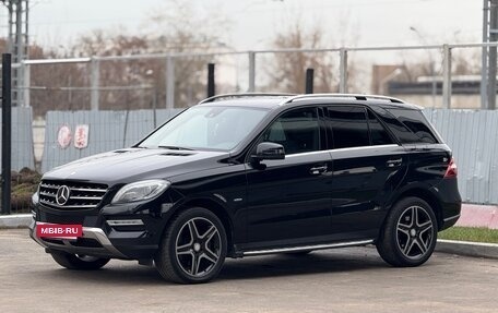 Mercedes-Benz M-Класс, 2012 год, 2 200 000 рублей, 3 фотография