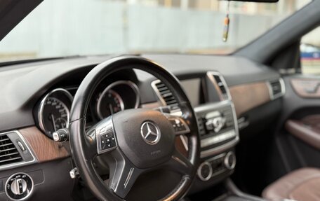 Mercedes-Benz M-Класс, 2012 год, 2 200 000 рублей, 21 фотография