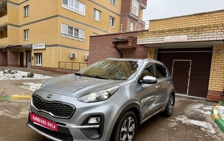 KIA Sportage IV рестайлинг, 2021 год, 2 200 000 рублей, 5 фотография