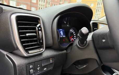 KIA Sportage IV рестайлинг, 2021 год, 2 200 000 рублей, 19 фотография