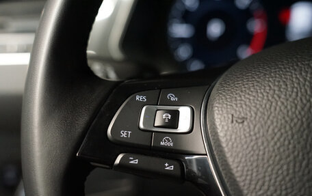 Volkswagen Tiguan II, 2018 год, 2 280 000 рублей, 13 фотография