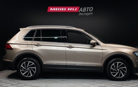Volkswagen Tiguan II, 2018 год, 2 280 000 рублей, 4 фотография