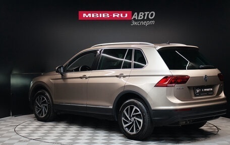 Volkswagen Tiguan II, 2018 год, 2 280 000 рублей, 7 фотография