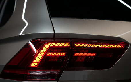 Volkswagen Tiguan II, 2018 год, 2 280 000 рублей, 22 фотография